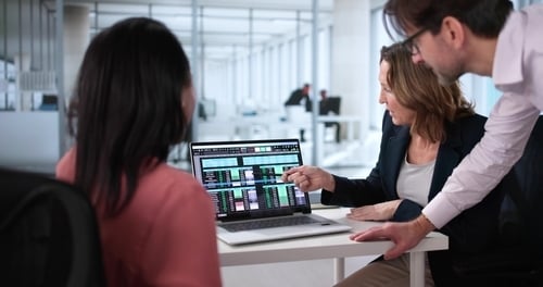 Physical Therapy Billing: In-House, Outsourced, or Software? Pros and Cons